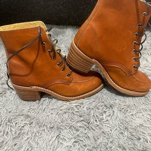 Red Wing Heritage Clara Boots 3406 Women’s US 7 B Amber Harness Factory Second